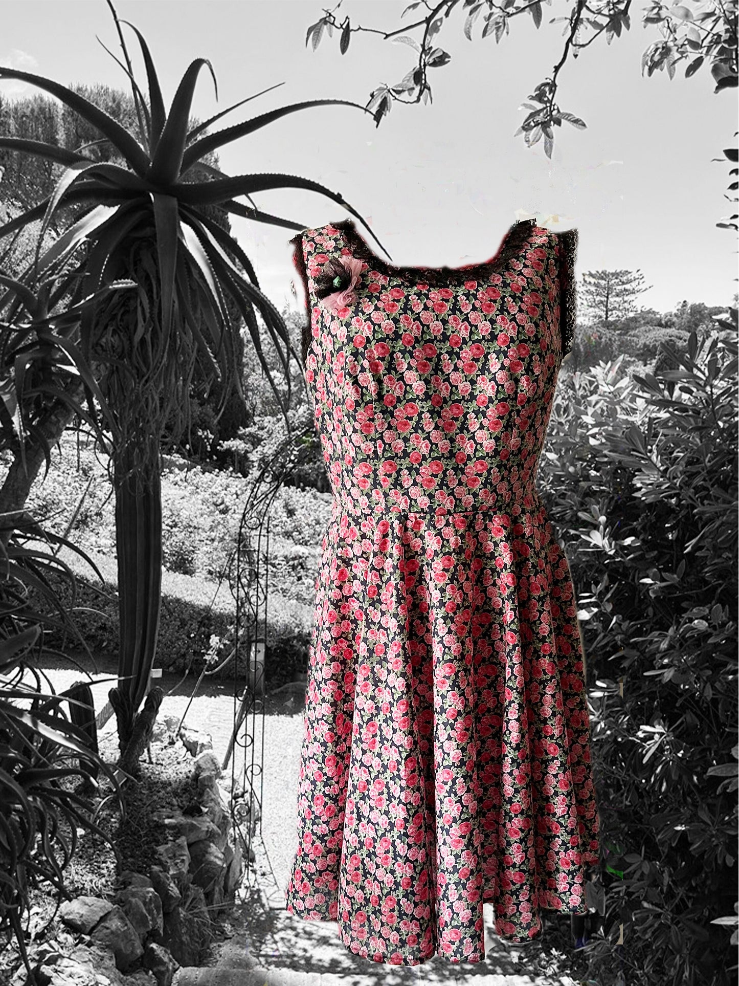 Lizzy Swallow: Ladies Handmade Vintage Style Tea Dress Front